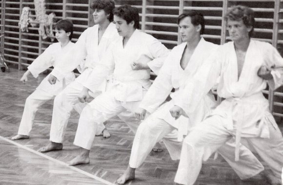 35 let praxe v bojovém umění