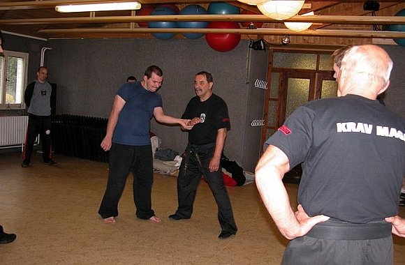 Ukázka Krav Maga