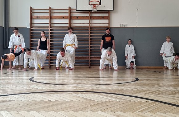 Těžko na cvičišti – lehko na bojišti